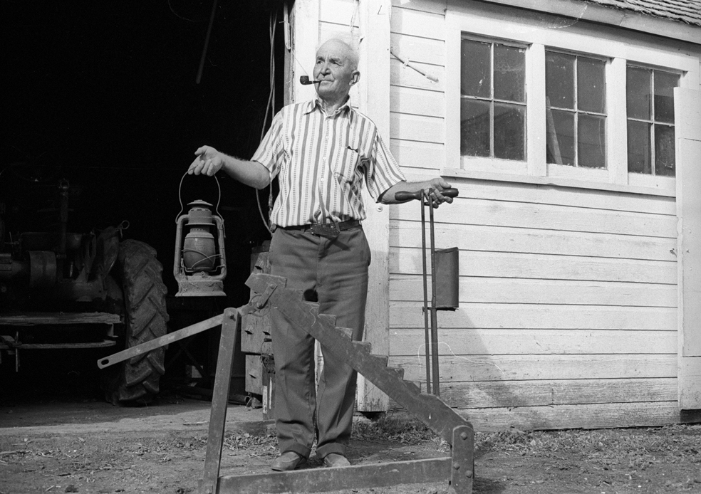 Sam Krause of Zap poses outside for a photo on the day of his oral history interview, Sept. 30, 1975.